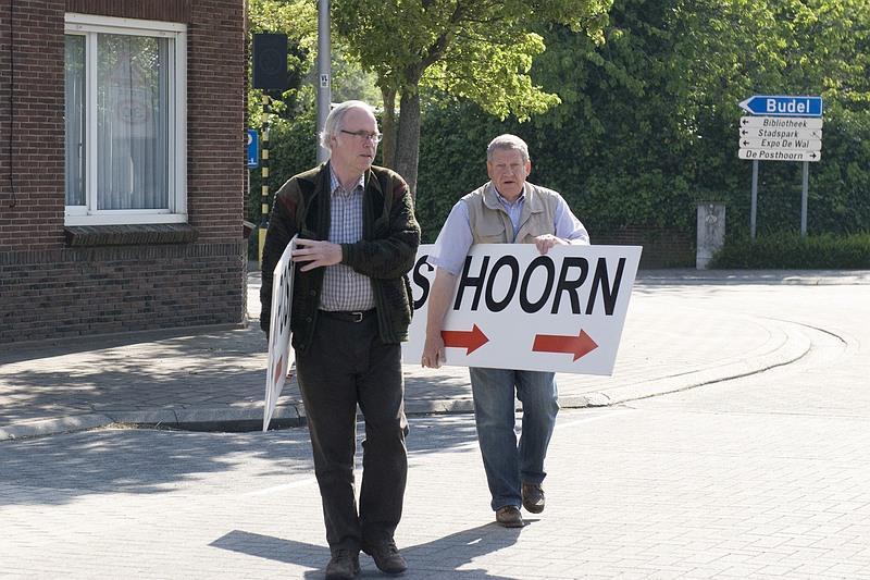 Gerard__20100520_001.JPG - Laat de signalerimg maar aan ons over