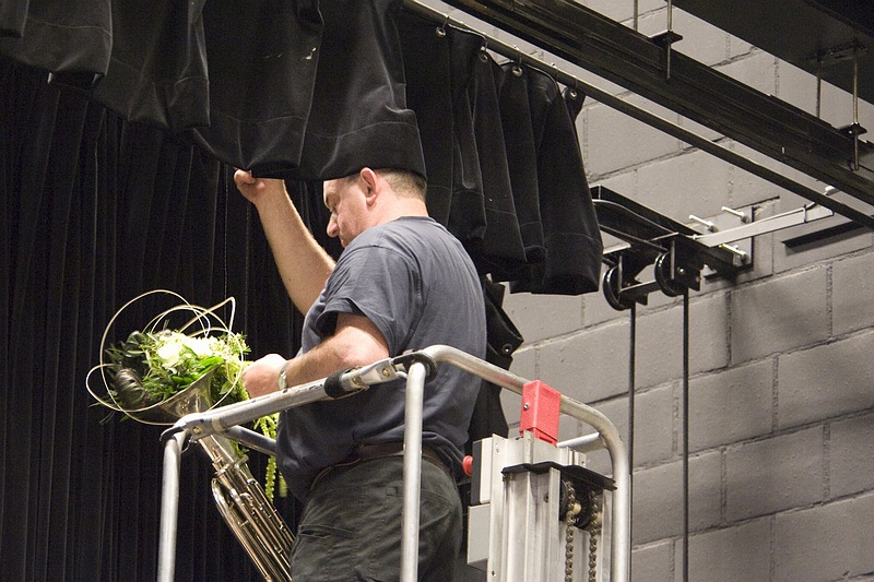 Gerard__20100521_013.JPG - Bloemstukken gemaakt door de bloemschiksters van de Volkstuin