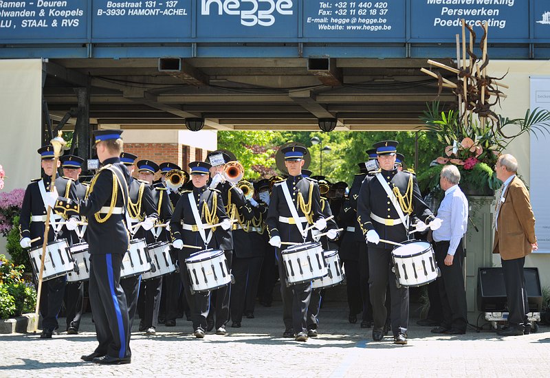 Zondag__20100523_0139.JPG - Show- en Marchingband Amigo uit Leiden Nederland