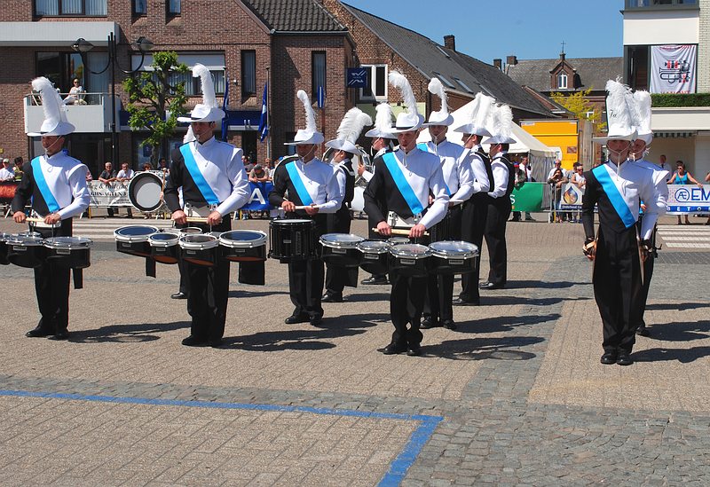 Zondag__20100523_0180.JPG - Cadence Drumline uit Kaulille Belgie