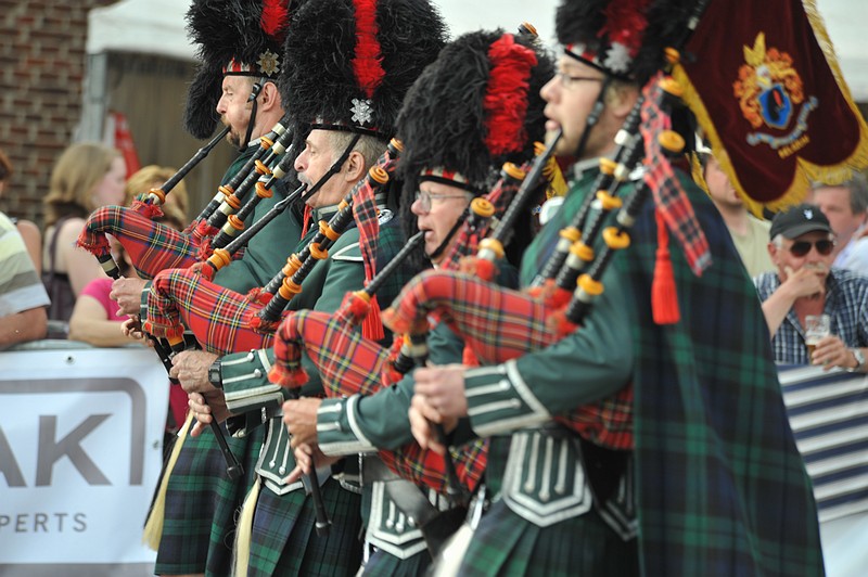 Zondag__20100523_0542.JPG - Red Hackle Pipe Band uit Antwerpen Belgie