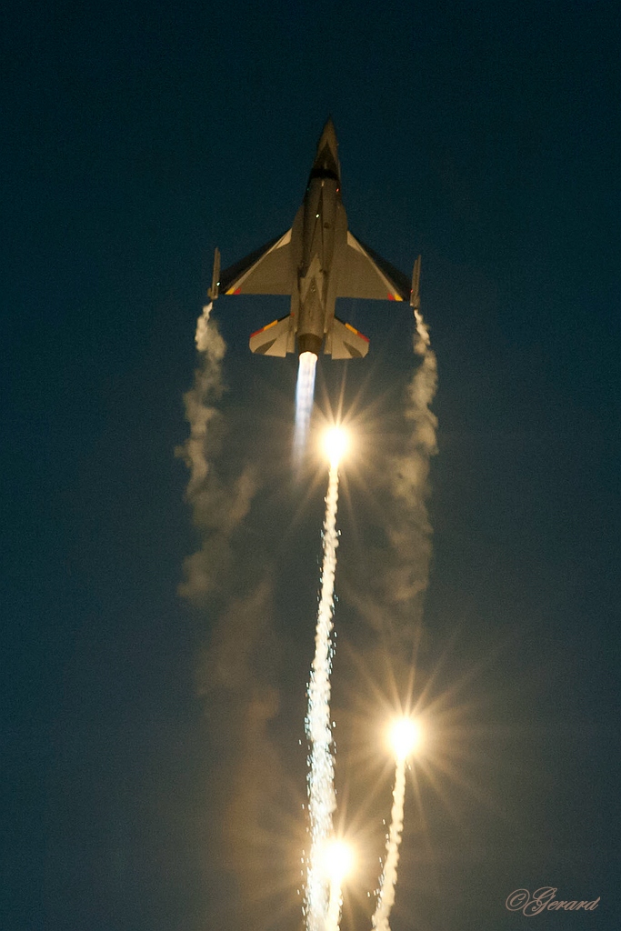 20120914_0552.JPG - BAF F-16 solo display.