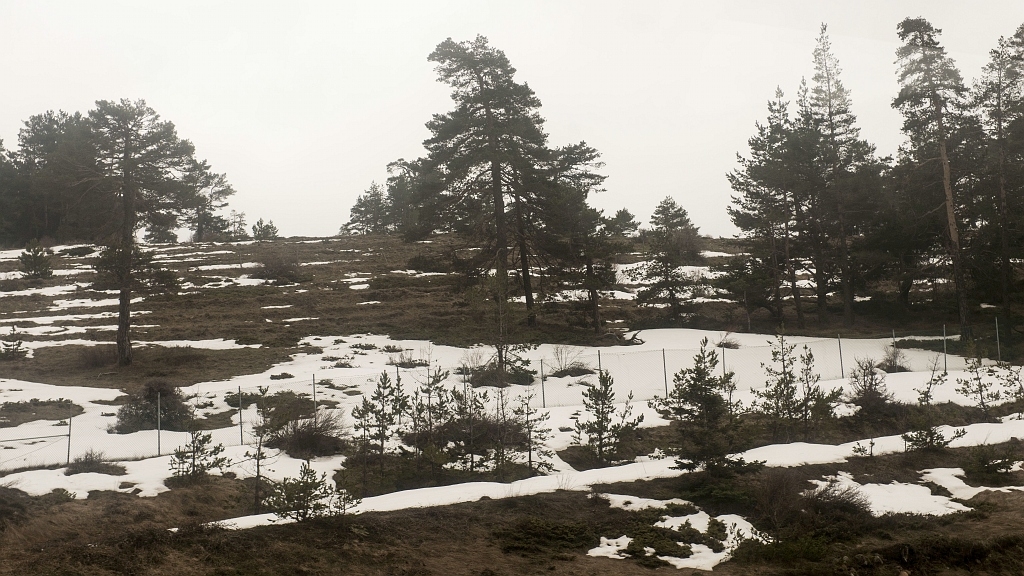 20150315_0157.JPG - ... van Istanbul naar Ankara. Het is winters vandaag.